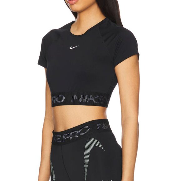 Nike Dri-FIT Cropped Graphic Short Sleeve Top - Picture 4 of 9